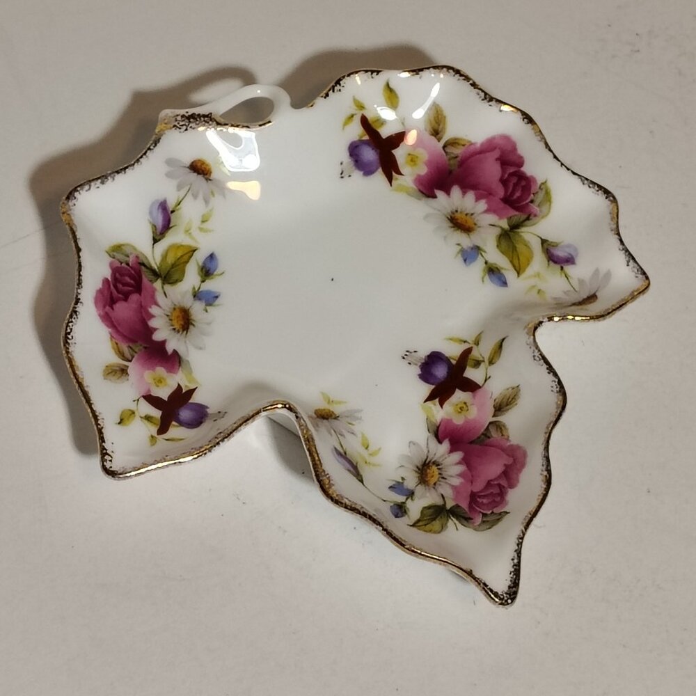 Vintage Summer Rose Leaf Shape Trinket Dish floral gold trim 5" Vanity Decor